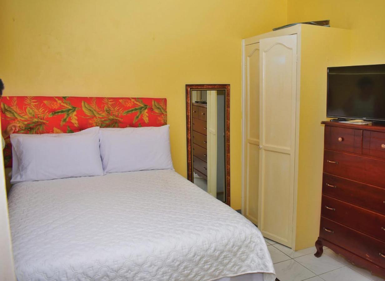 Unity Villa One Bedroom Apartment Close To Montego Bay And Beaches With Wifi Екстериор снимка